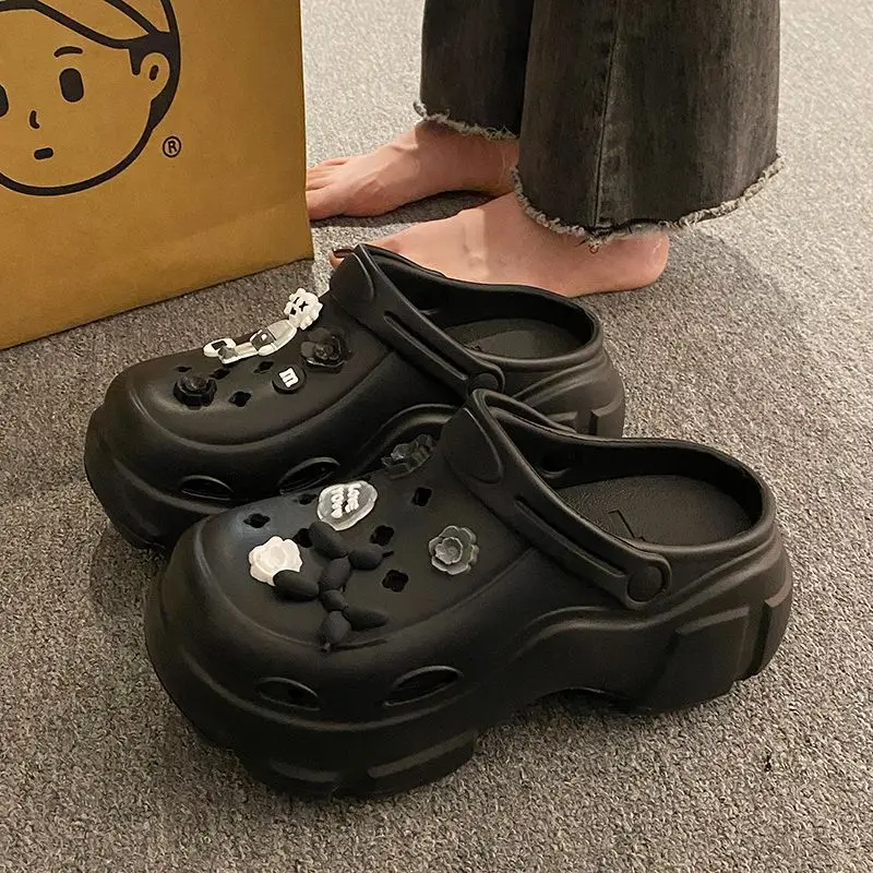 Internet Celebrous Cave Shoes Women's Summer Outwear Explosions Sandals Thick Sole Baotou Beach Two-Wearing EVA Garden Shoes Women