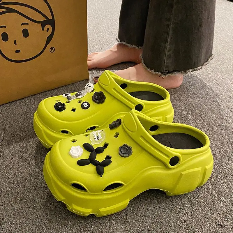 Internet Celebrous Cave Shoes Women's Summer Outwear Explosions Sandals Thick Sole Baotou Beach Two-Wearing EVA Garden Shoes Women