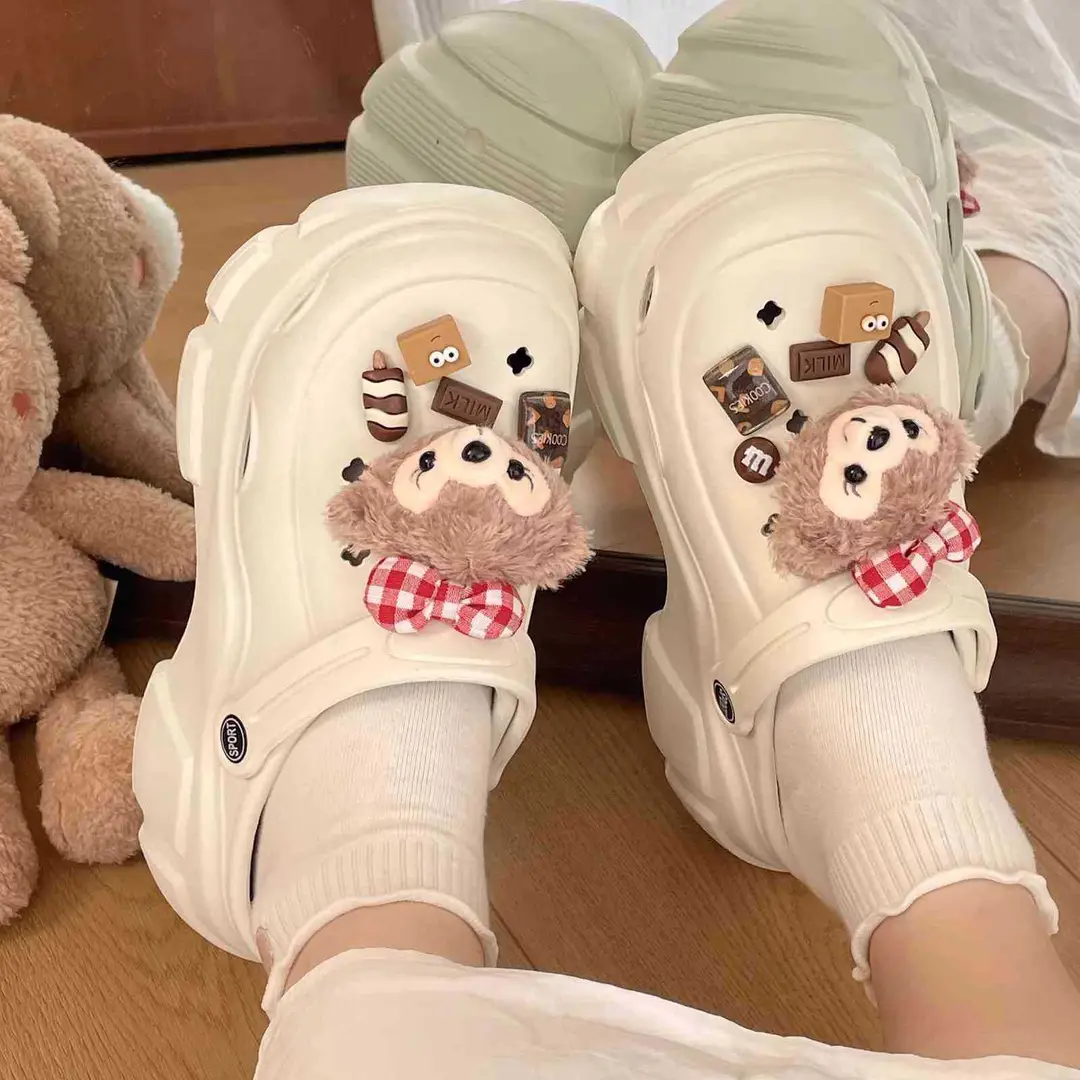 Internet Celebrous Cave Shoes Women's Summer Outwear Explosions Sandals Thick Sole Baotou Beach Two-Wearing EVA Garden Shoes Women