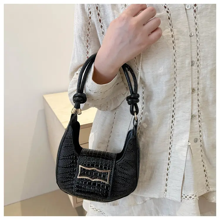 White Crocodile Pattern Shoulder Bag for Women — feature 24