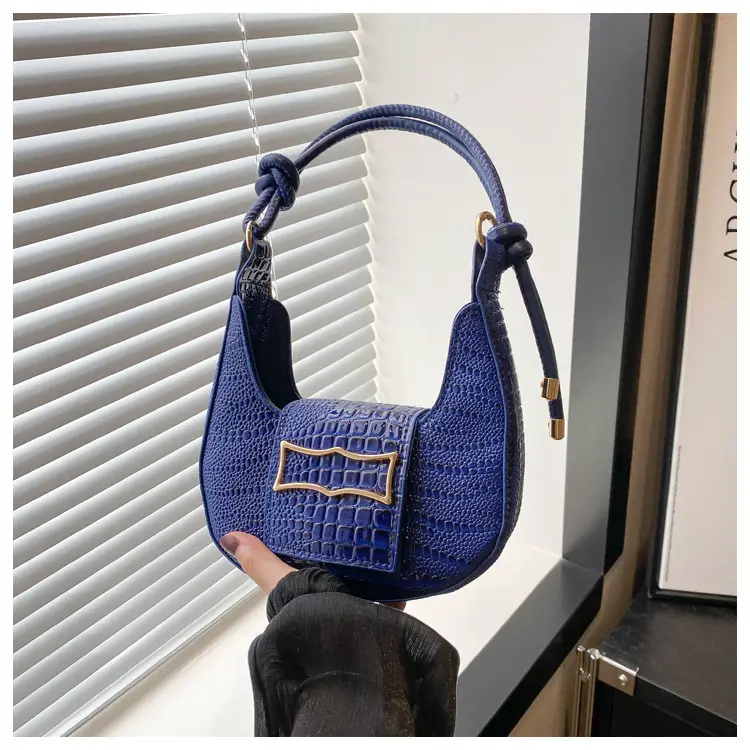 White Crocodile Pattern Shoulder Bag for Women — feature 29