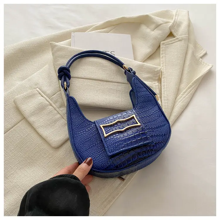 White Crocodile Pattern Shoulder Bag for Women - Image 5