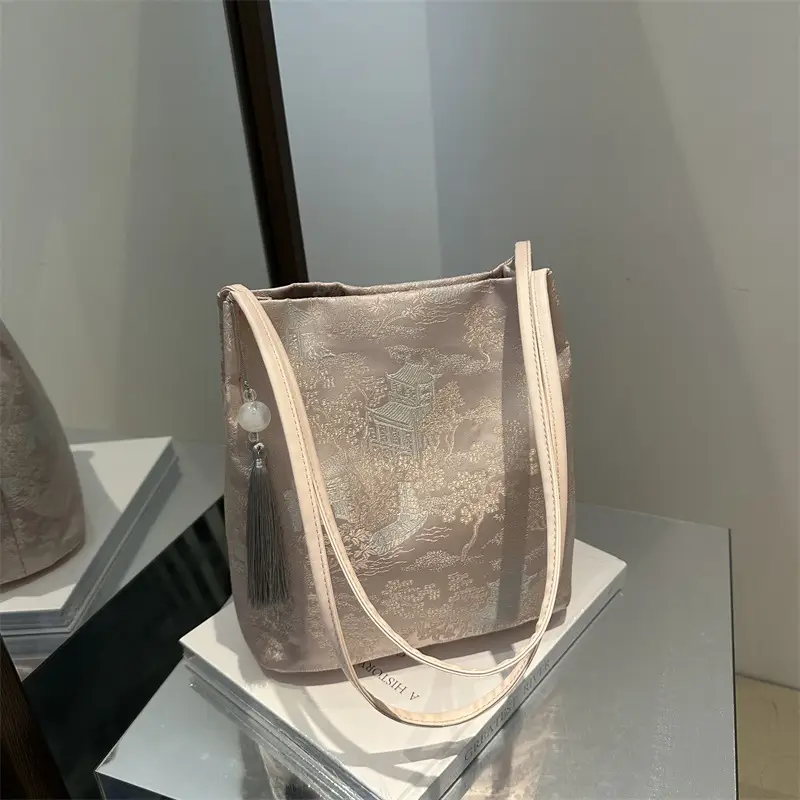 New Chinese Style Embroidered Tote Bag Women 2024 - Image 2