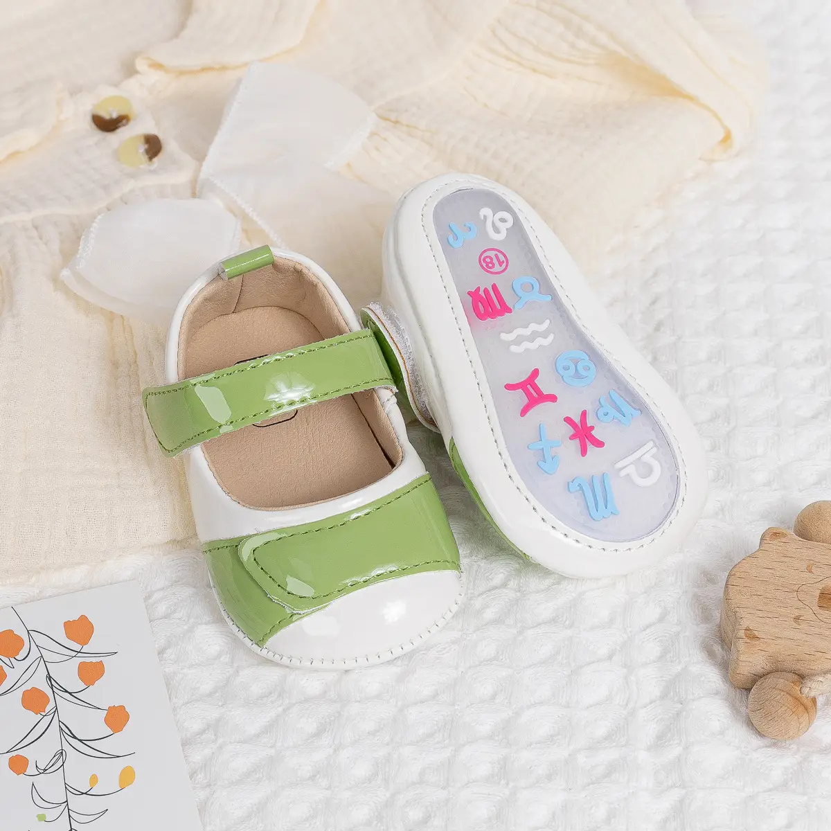 Green Patent Leather Toddler Sandals with Rubber Sole - Image 4