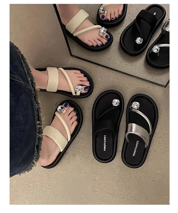 French Style Women's Black Silver Sandals with Clip-toe Design — feature 3