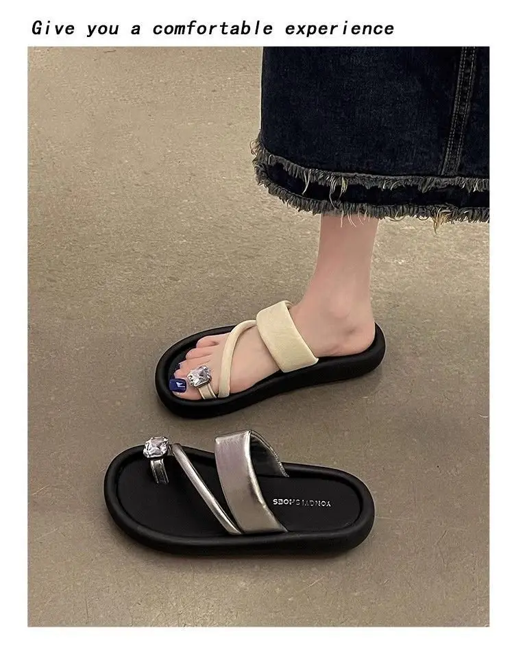 French Style Women's Black Silver Sandals with Clip-toe Design — feature 4