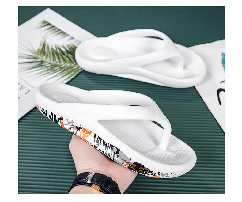 2026 New Summer Style Large Size Flip-Flops for Men, Thick-Soled Outdoor Beach Shoes, Lightweight and Breathable Couple's Flip-Flops — feature 23