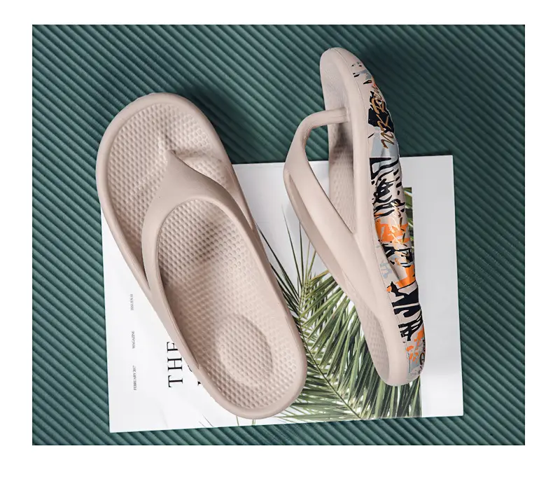 2026 New Summer Style Large Size Flip-Flops for Men, Thick-Soled Outdoor Beach Shoes, Lightweight and Breathable Couple's Flip-Flops — feature 25