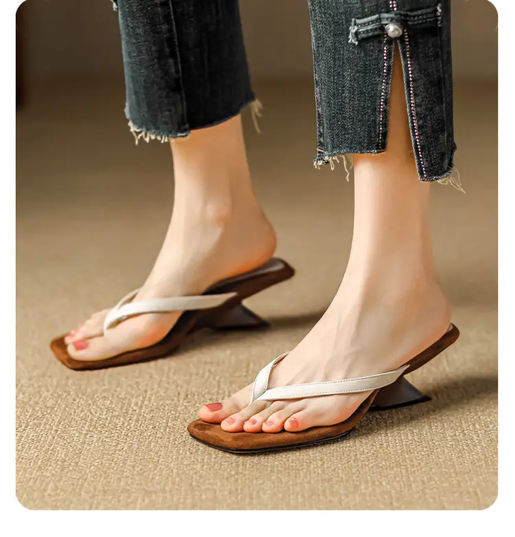 New Style Simple Color-matching Wedge Flip-flops Women's Summer Fashionable Outer Wearing Mid-heel Sandals — feature 12