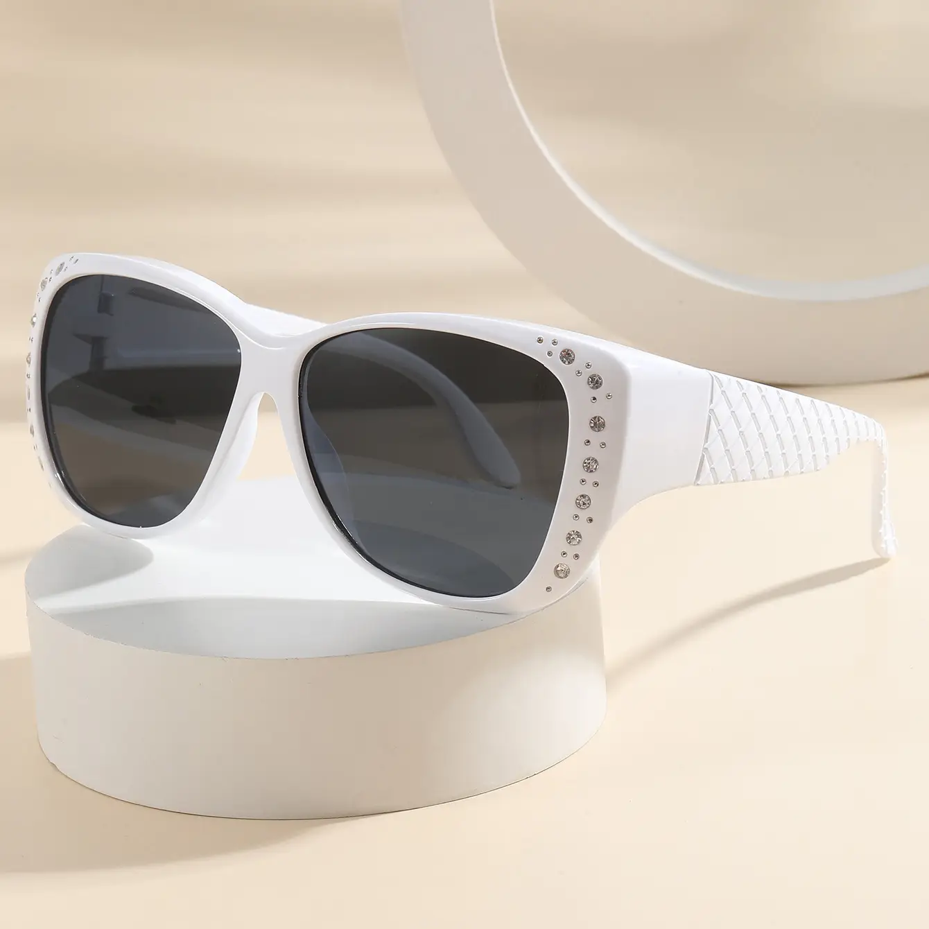 European and American New Style Sunglasses Retro Fashion Diamond-Encrusted Sunglasses Women's Trendy Big Face Display Glasses Frames Polarized Lenses - Image 7