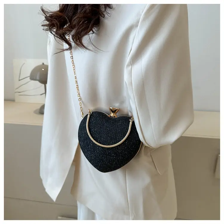 Heart-Shaped Gold Chain Women's Bags Set of 4 — feature 13
