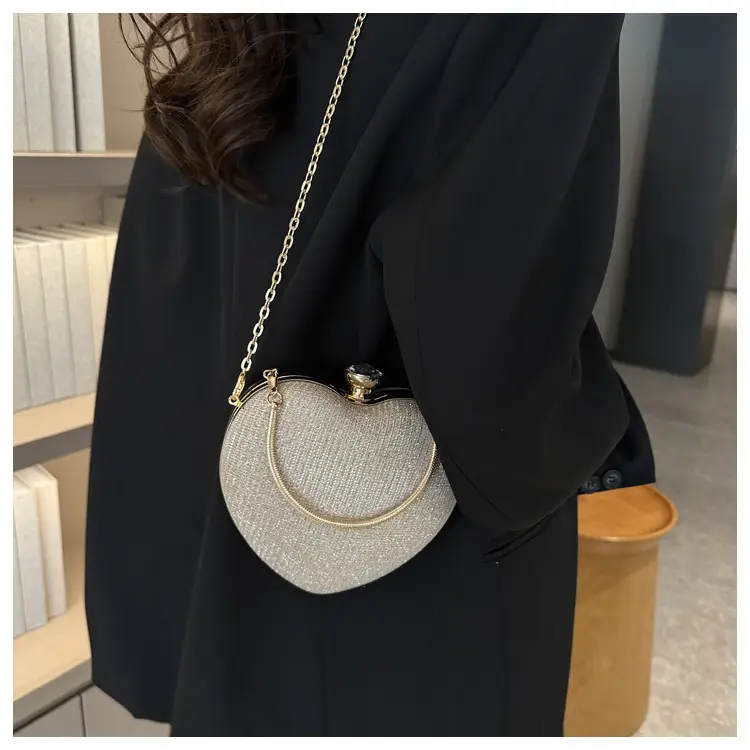 Heart-Shaped Gold Chain Women's Bags Set of 4 — feature 16