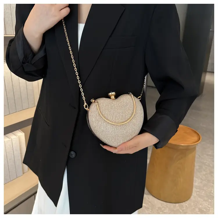 Heart-Shaped Gold Chain Women's Bags Set of 4 — feature 17