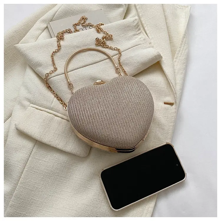 Heart-Shaped Gold Chain Women's Bags Set of 4 — feature 21