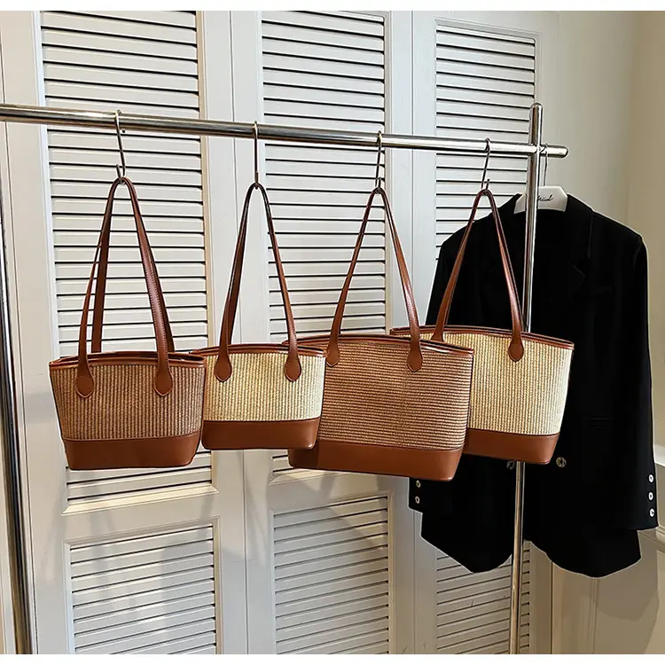 Women's Large Capacity Woven Straw Tote Bag Brown — feature 11