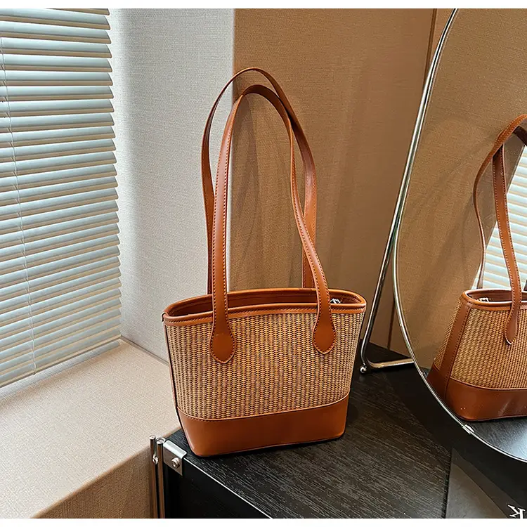 Women's Large Capacity Woven Straw Tote Bag Brown — feature 28