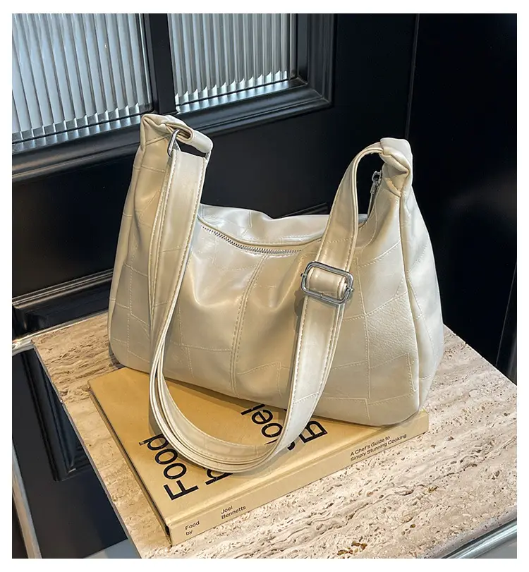 Women's 2014 Summer Crossbody Bag Soft Leather White — feature 1