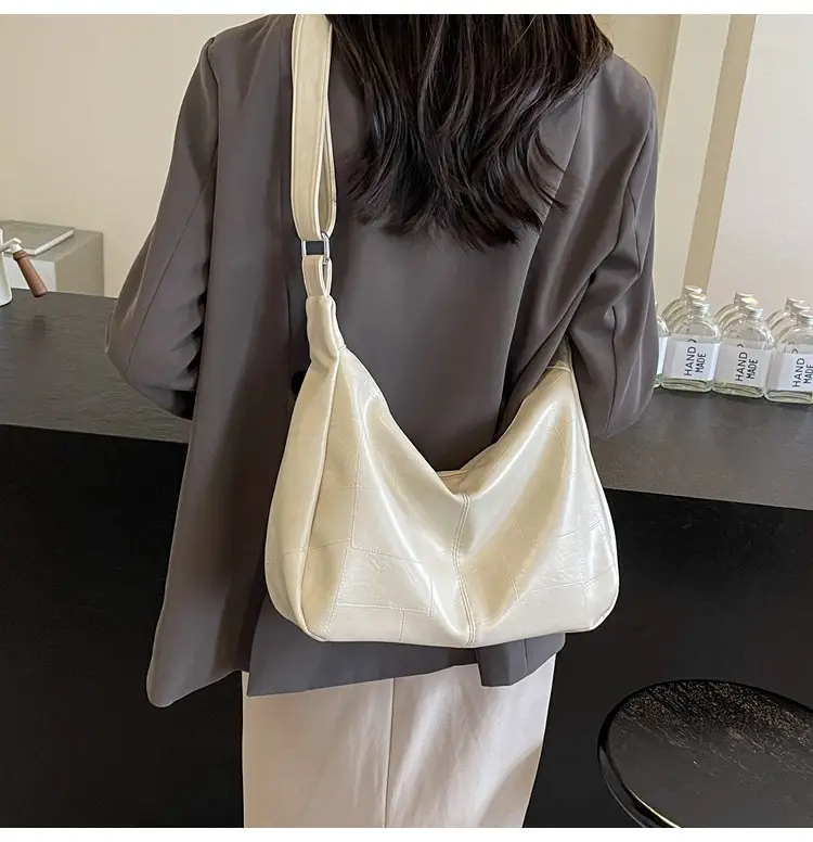 Women's 2014 Summer Crossbody Bag Soft Leather White — feature 24