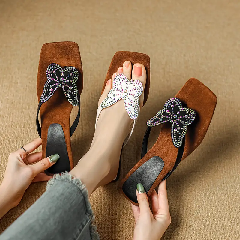 French Style Beautiful High Heel Sandals Women's Summer Outwear Fashionable Bow Rhinestone Sandals Flip Flops - Image 6