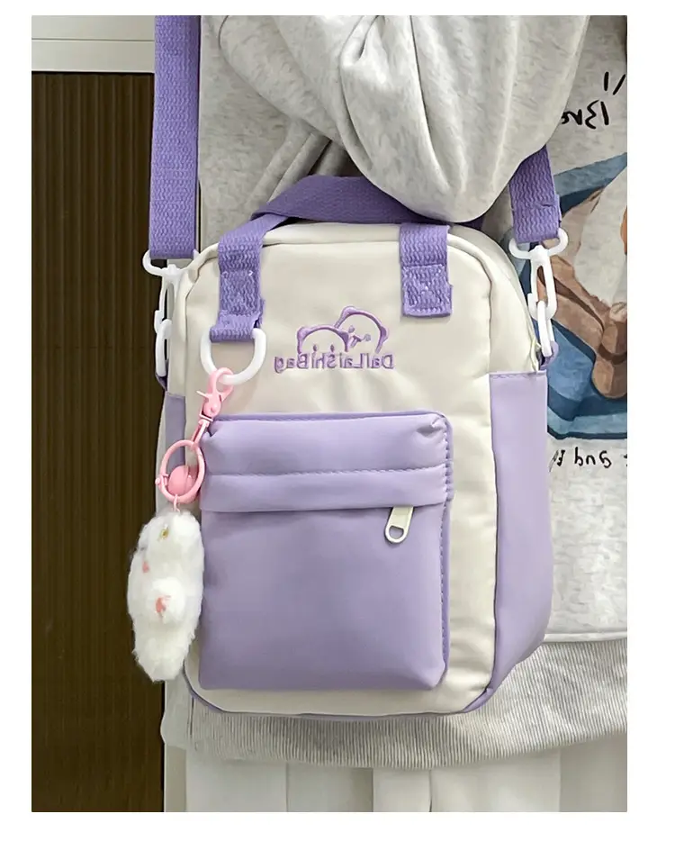 Cute Bear Design Shoulder Bag for Girls — feature 1