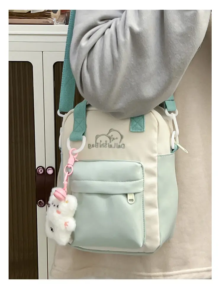 Cute Bear Design Shoulder Bag for Girls — feature 10