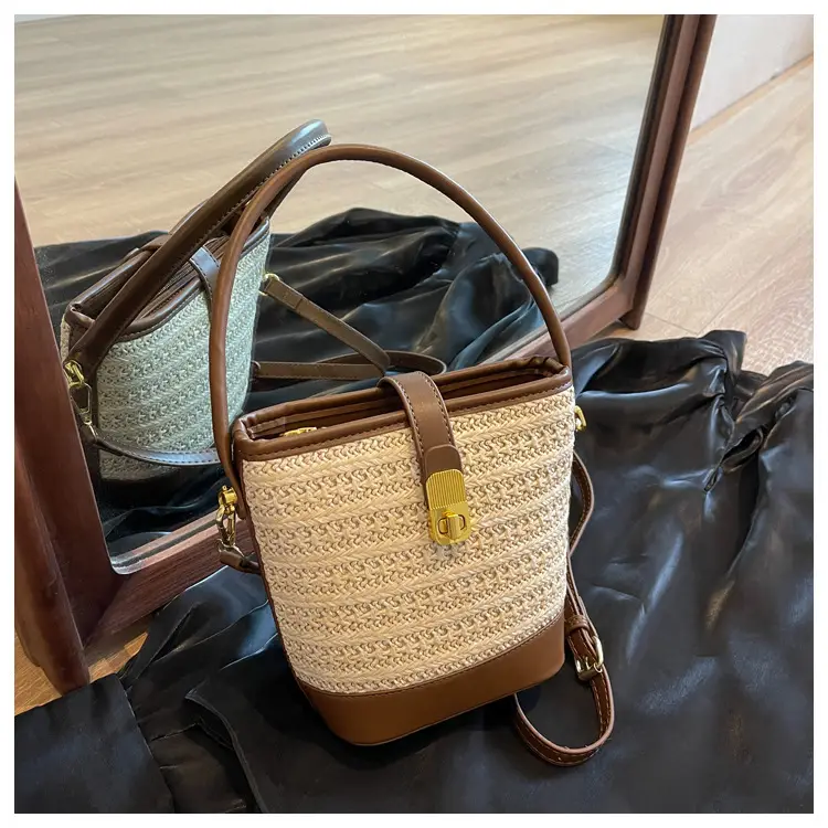 Women Straw Handbag Brown Brown Leather Strap — feature 18