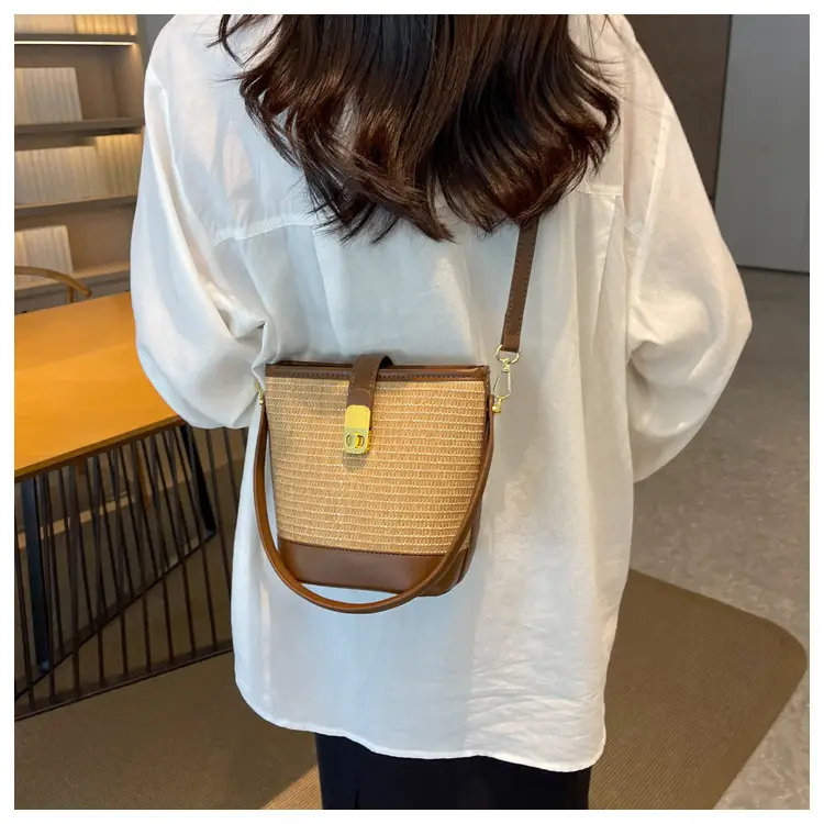 Women Straw Handbag Brown Brown Leather Strap — feature 24