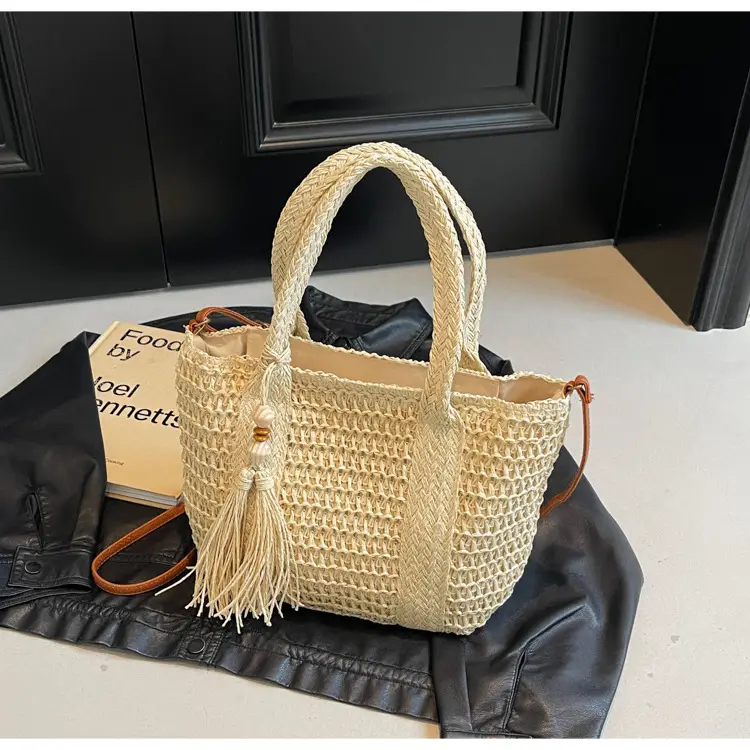 Women's Straw Woven Shoulder Bag Niche Design 2024 — feature 14
