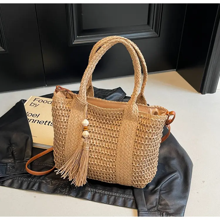 Women's Straw Woven Shoulder Bag Niche Design 2024 — feature 15