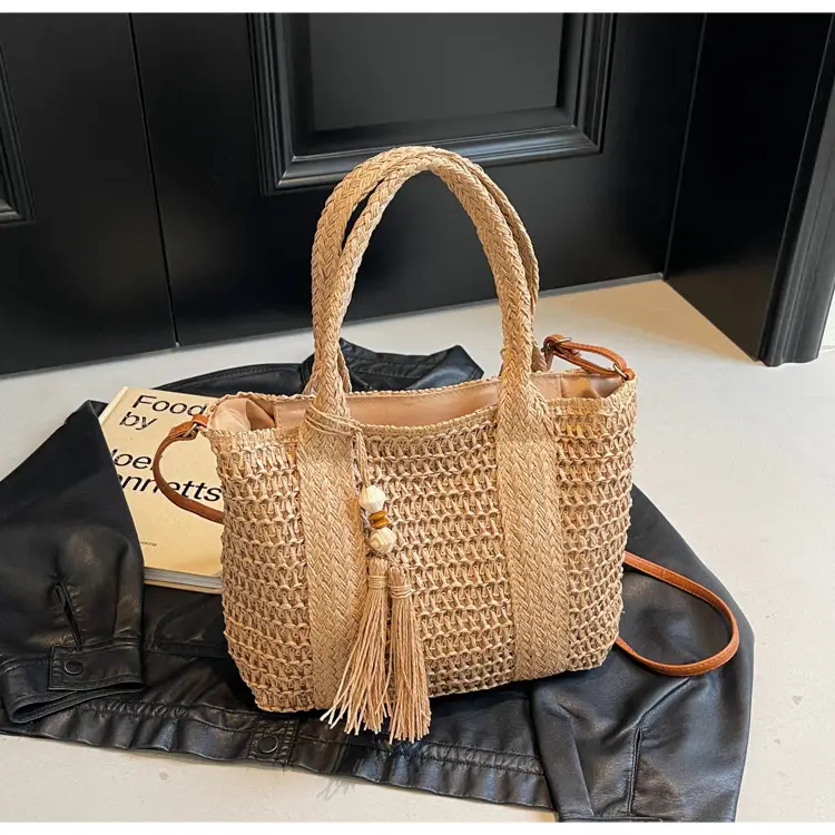 Women's Straw Woven Shoulder Bag Niche Design 2024 — feature 16