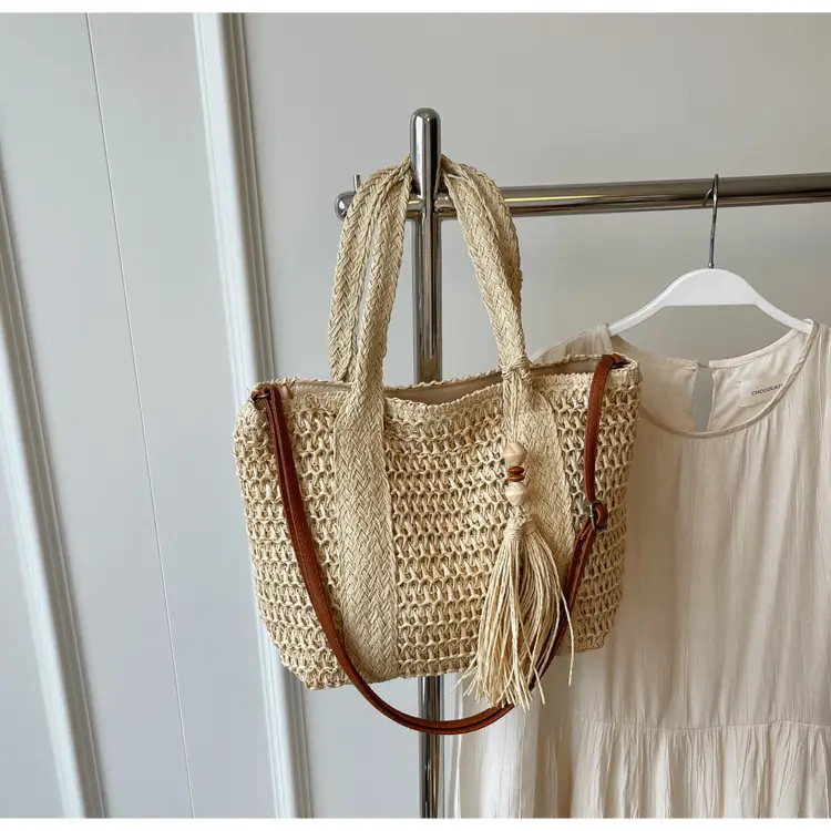 Women's Straw Woven Shoulder Bag Niche Design 2024 — feature 24
