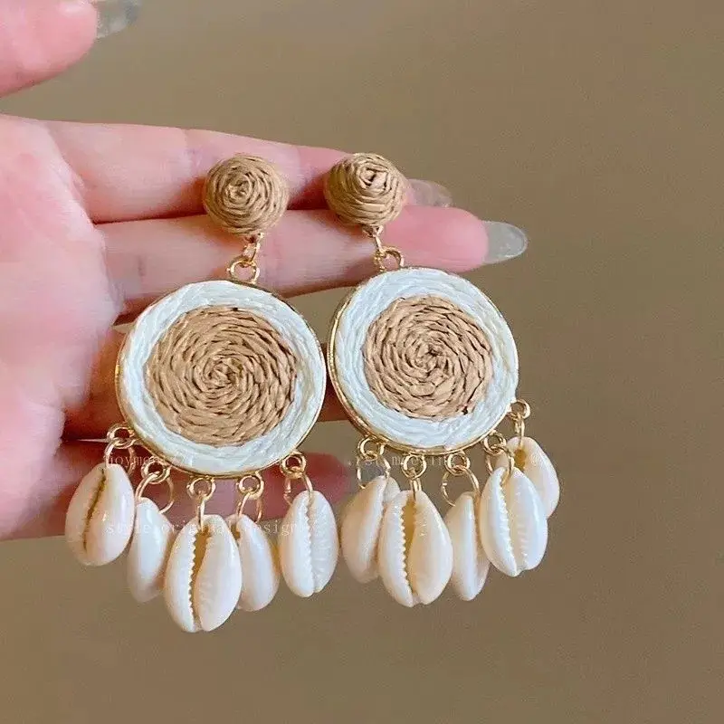 Seaside Style Super Fairy French Retro Shell Tassel Earrings High Sense Niche Design Elegant Extracts Vacation