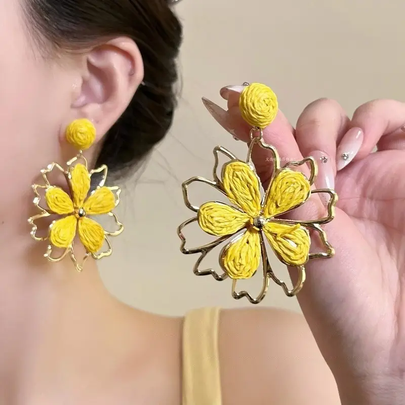 Seaside Style Super Fairy French Retro Shell Tassel Earrings High Sense Niche Design Elegant Extracts Vacation
