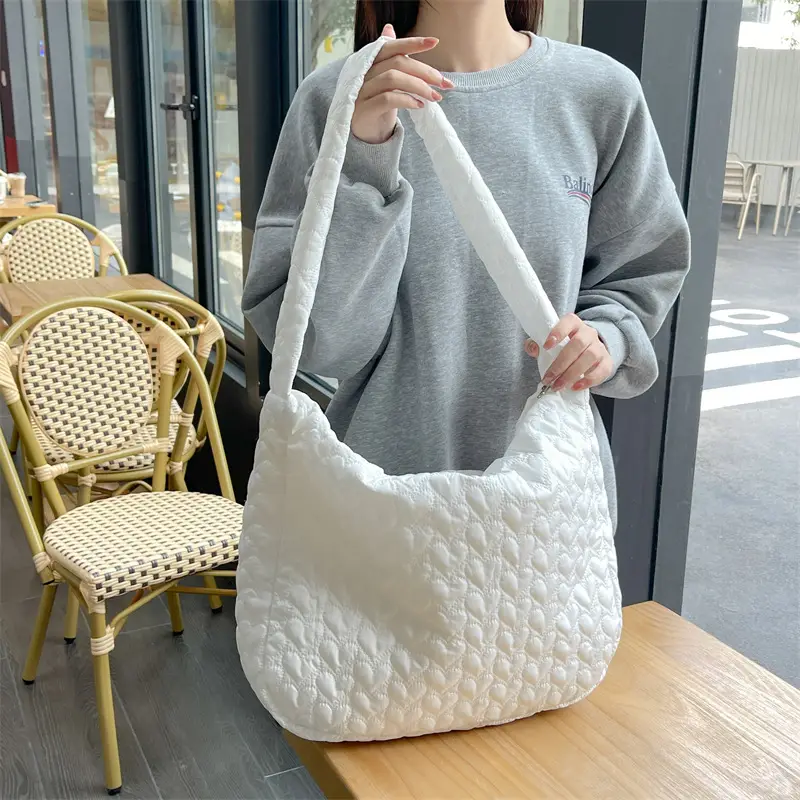 Japanese Quilted Heart Cotton Crossbody Bag for Women - Image 2