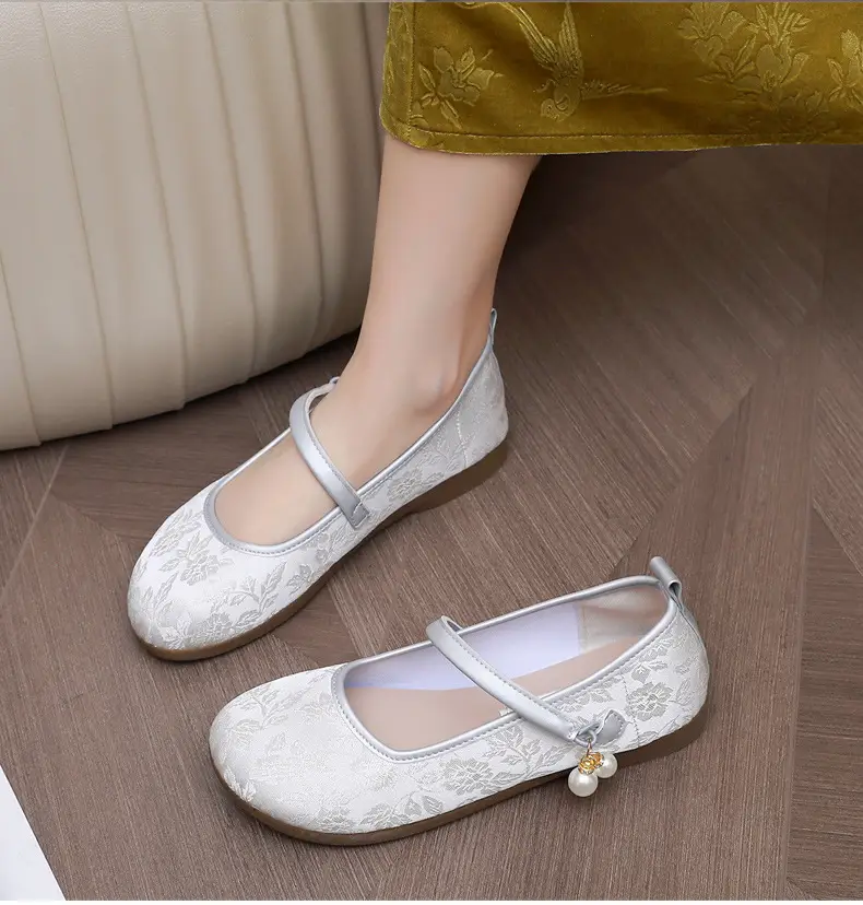 New Chinoiserie National Style Flats Shoes for Women, Comfortable Soft Sole Shallow Mouth Mary Jane Shoes, Ancient Style Han Dynasty Shoes, Old Beijing Cloth Shoes — feature 26