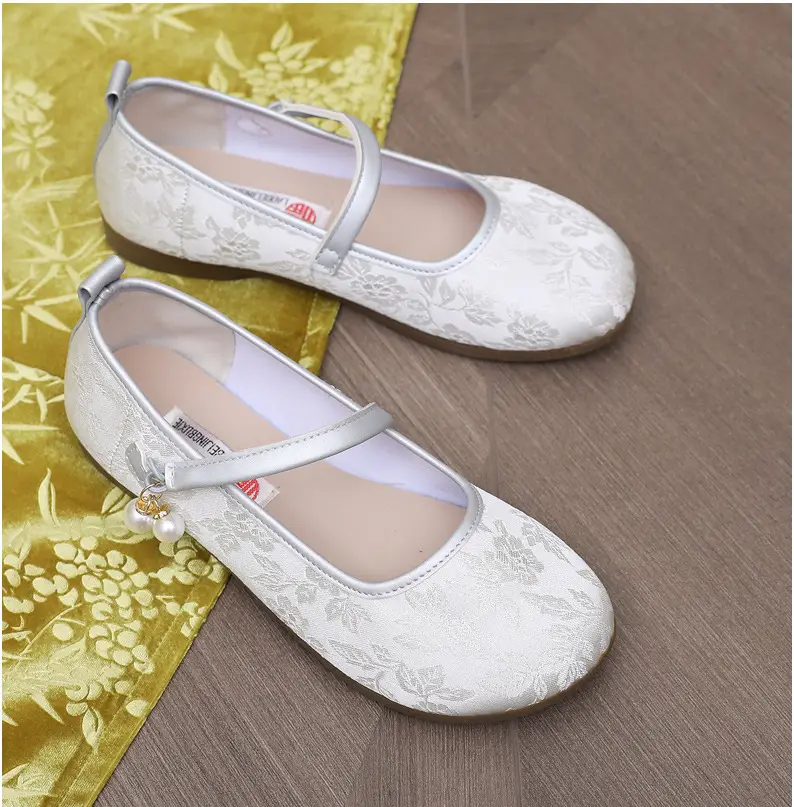 New Chinoiserie National Style Flats Shoes for Women, Comfortable Soft Sole Shallow Mouth Mary Jane Shoes, Ancient Style Han Dynasty Shoes, Old Beijing Cloth Shoes — feature 29