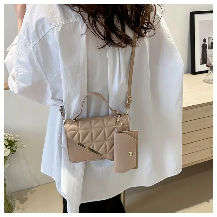 Women's White Diamond Plaid Shoulder Crossbody Bag — feature 21