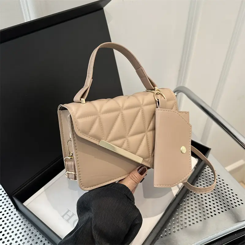 Women's White Diamond Plaid Shoulder Crossbody Bag - Image 3