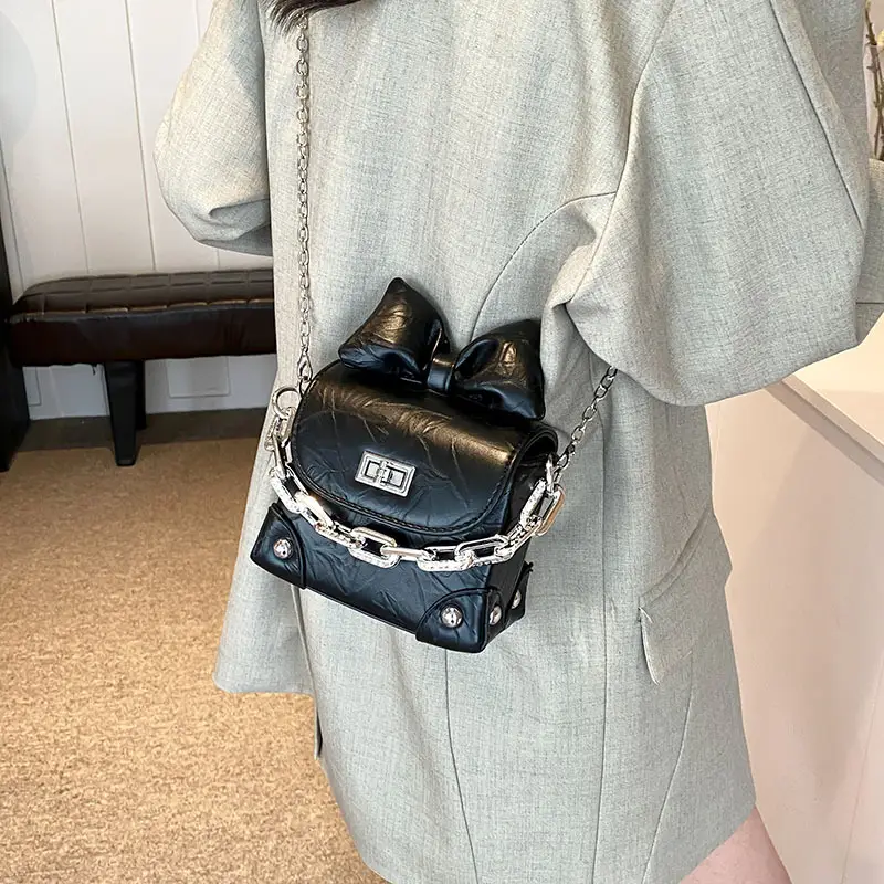 Stylish Bow Crossbody Bag for Girls 2025 - Image 8