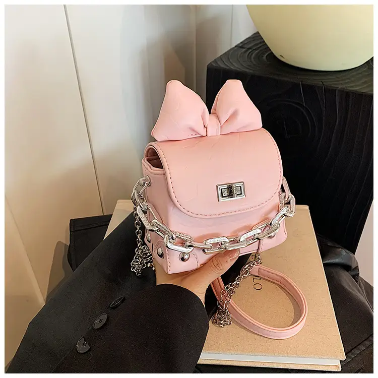 Stylish Bow Crossbody Bag for Girls 2025 — feature 18