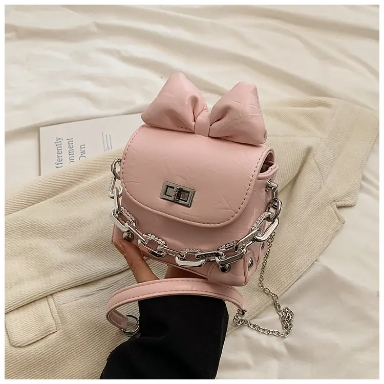 Stylish Bow Crossbody Bag for Girls 2025 — feature 22