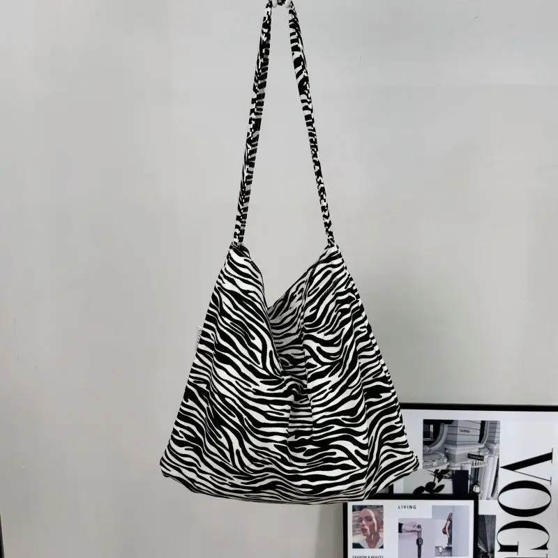 Vintage Floral Canvas Shoulder Bag Spring Summer New Fresh Girl Style Large Capacity Tote Bag - Image 15