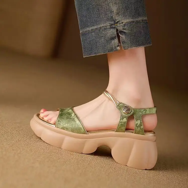 Guofeng Open Toe Platform Sandals Women's Soft Leather Outer Wear Flat Buckle Roman Shoes Summer New All-match Sandals — feature 2