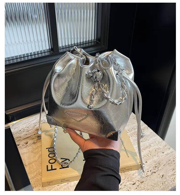Silver Chain Bucket Bag for Women 2024 — feature 1