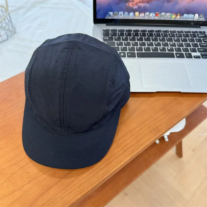 American-style Black Baseball Cap for Men Women - Image 3