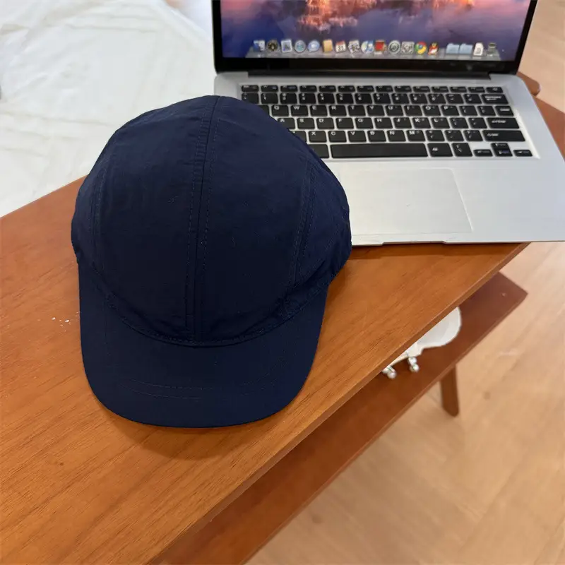 American-style Black Baseball Cap for Men Women - Image 4