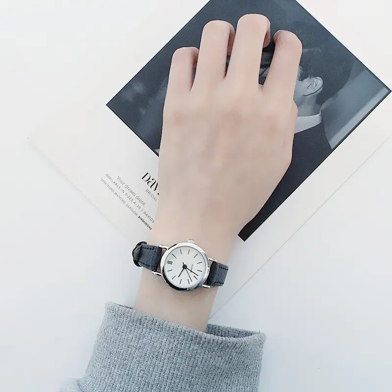 Korean Style Women's Quartz Watch Set of 3 - Image 3