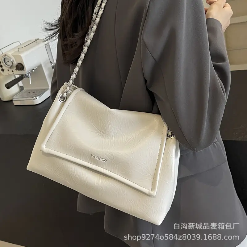 Women Chain Crossbody Bag Large Capacity Cream - Image 7