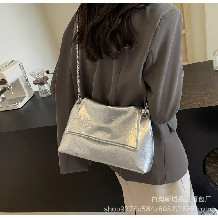 Women Chain Crossbody Bag Large Capacity Cream — feature 14