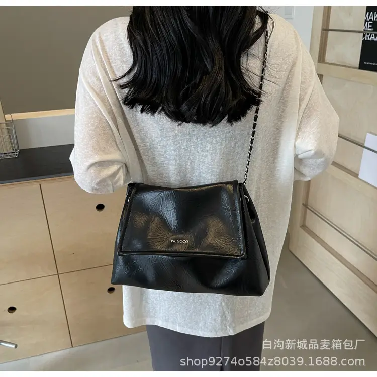 Women Chain Crossbody Bag Large Capacity Cream — feature 20